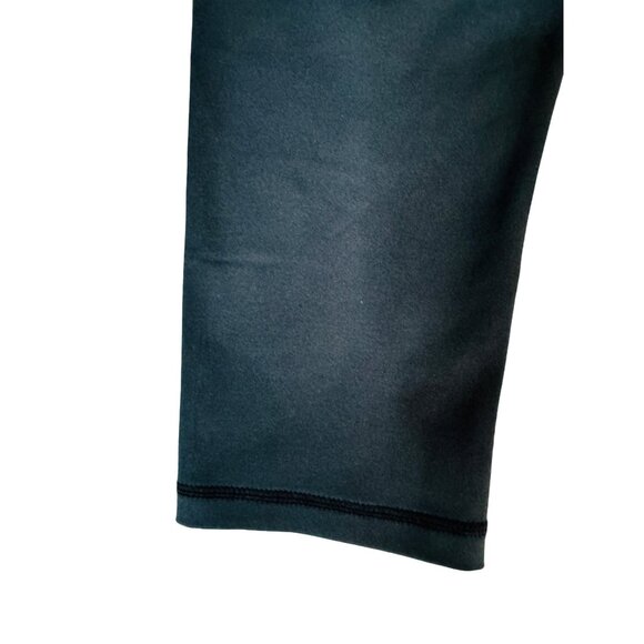 CompressionZ Medium Black Compression Capri - Picture 5 of 7